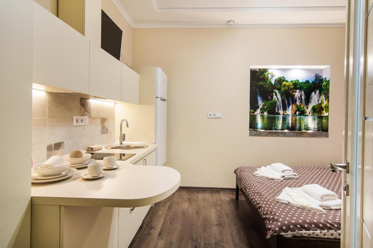 Art Apartments On Deribasovskaya オデッサ エクステリア 写真